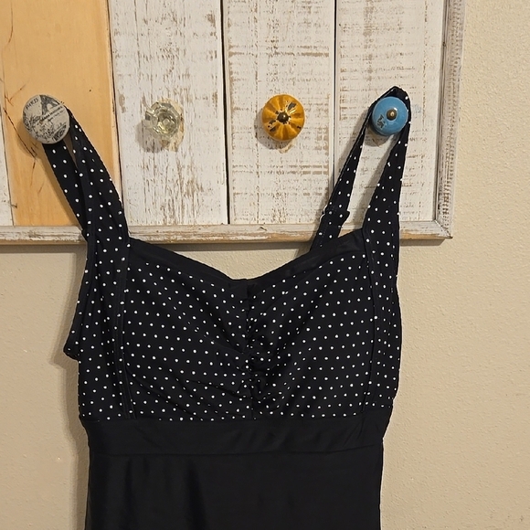 Womens Spectangle Black Polka Dot Dress Swimsuit Sz M NWT - Picture 2 of 6